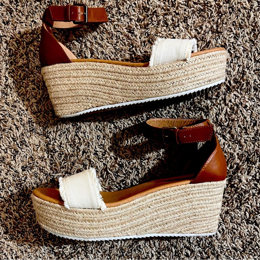 “Brash" Tessa Tan Wedge Jute Bottom Platform Sandal